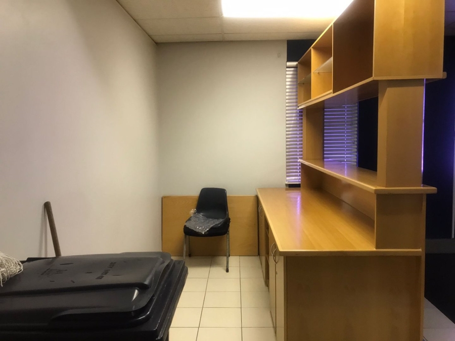 To Let commercial Property for Rent in Berea Eastern Cape